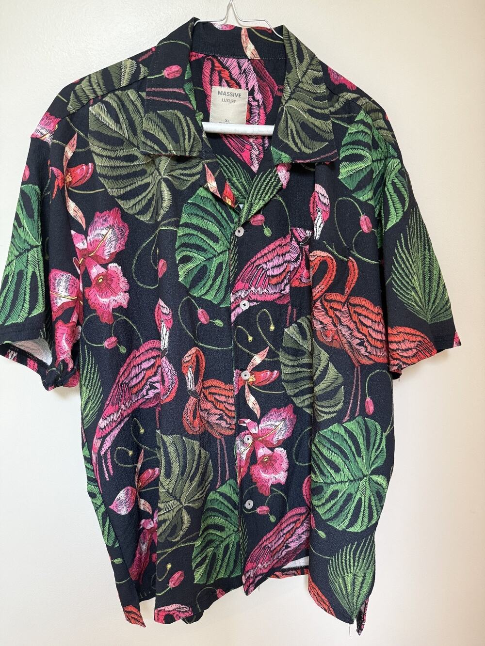 Massive Luxury Flamingo Print Short Sleeve Button Down Men's Size XL Textured
